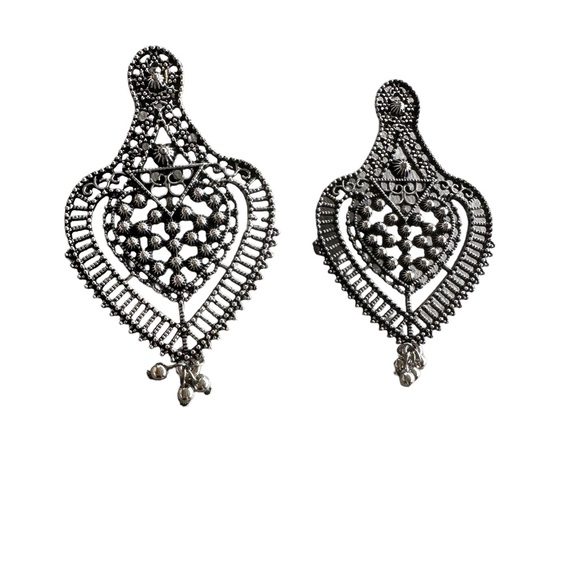 Ancient Style Silver Cutout Metal Drop Earrings - Picture 4 of 4